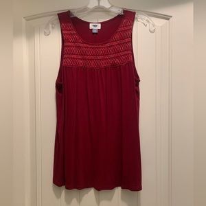 Old Navy M burgundy sleeveless top